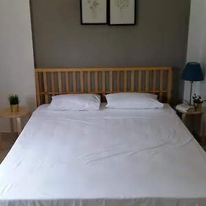 Διαμέρισμα Simplicity At Iris, Ψακούδια